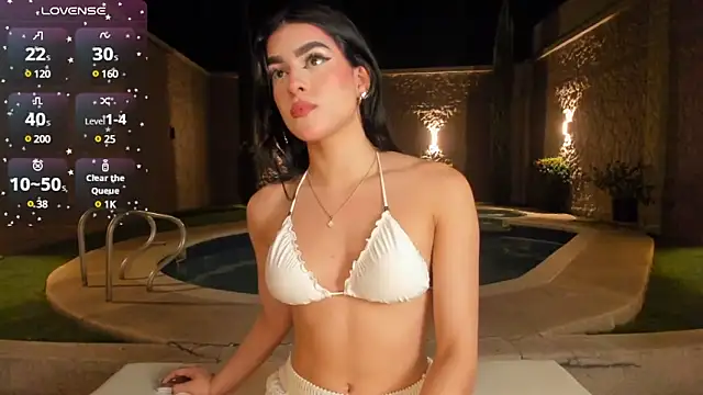 Antonellaparis  online show from March 17, 2025, 5:45 am