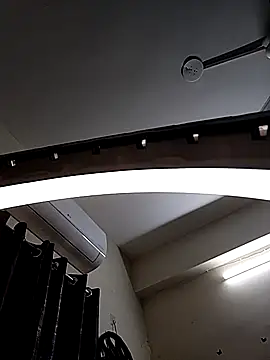 Snapshot of Leeeezzzz_roy chatting on October 30, 2025, 5:53 am Leeeezzzz roy online show from October 30, 2025, 5:53 am