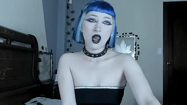 Snapshot of BlueBerry____ chatting on September 17, 2025, 8:32 pm BlueBerry     online show from September 17, 2025, 8:32 pm