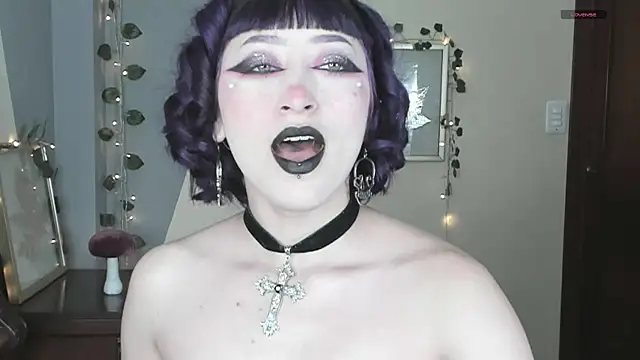 BlueBerry     online show from December 19, 2025, 12:28 am