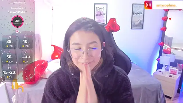 Snapshot of Amy_joones chatting on February 11, 2025, 7:38 pm Amy joones online show from February 11, 2025, 7:38 pm