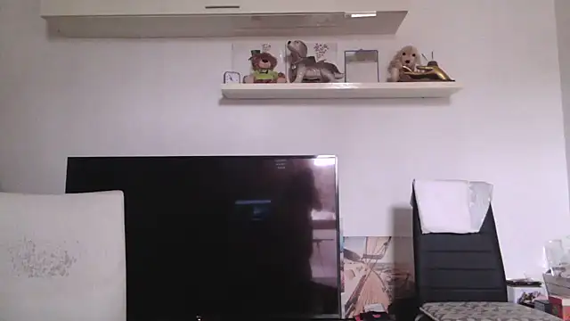 Snapshot of fragrance72 chatting on December 4, 2025, 8:56 am fragrance72 online show from December 4, 2025, 8:56 am