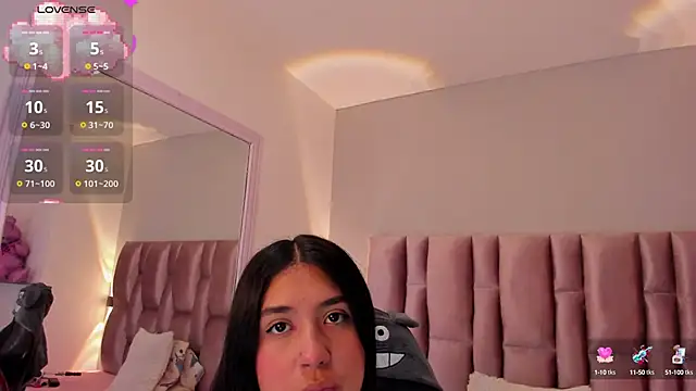 Snapshot of NikyBrookss chatting on September 9, 2025, 1:32 pm NikyBrookss online show from September 9, 2025, 1:32 pm