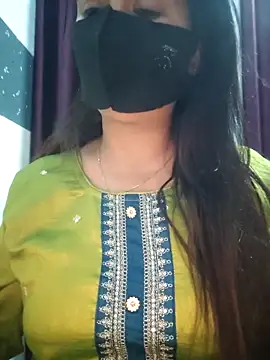 Aishwaryaa 69 online show from February 18, 2025, 6:26 am