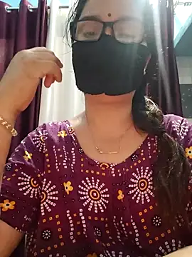 Aishwaryaa 69 online show from September 16, 2025, 2:56 am