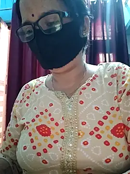 Aishwaryaa 69 online show from September 29, 2025, 7:35 am