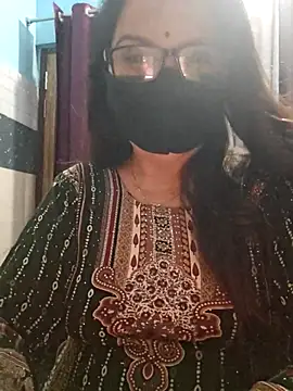 Aishwaryaa 69 online show from November 5, 2025, 3:56 pm