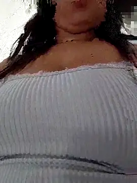 Snapshot of ArabicSilka chatting on October 17, 2025, 3:58 pm ArabicSilka online show from October 17, 2025, 3:58 pm