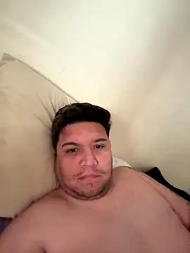 Snapshot of Rogerpere chatting on October 7, 2025, 8:22 am Rogerpere online show from October 7, 2025, 8:22 am