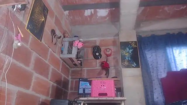 Snapshot of assbignatha chatting on November 7, 2025, 6:52 pm assbignatha online show from November 7, 2025, 6:52 pm