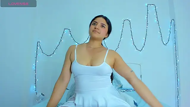 Snapshot of ayheleensexygirl1 chatting on January 19, 2025, 10:49 pm ayheleensexygirl1 online show from January 19, 2025, 10:49 pm