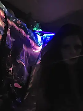 Avaivory online show from November 8, 2025, 3:18 am