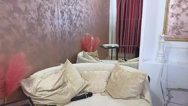 Snapshot of lexy_a chatting on February 21, 2025, 8:40 am lexy a online show from February 21, 2025, 8:40 am