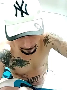 Snapshot of fire_menxxx001 chatting on January 25, 2025, 11:32 pm fire menxxx001 online show from January 25, 2025, 11:32 pm