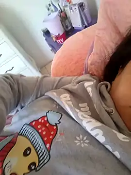 Snapshot of KasiaVenus_ chatting on January 5, 2025, 12:42 pm KasiaVenus online show from January 5, 2025, 12:42 pm