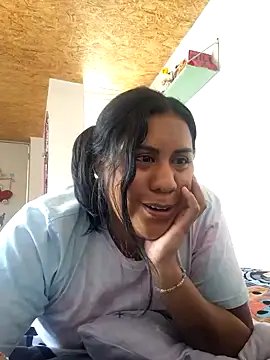 Snapshot of KasiaVenus_ chatting on January 27, 2025, 4:43 pm KasiaVenus online show from January 27, 2025, 4:43 pm