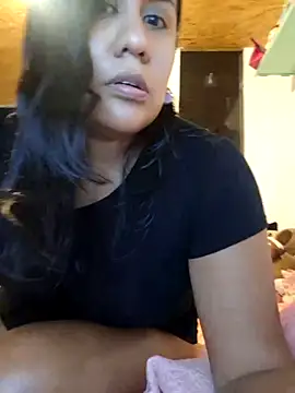 Snapshot of KasiaVenus_ chatting on March 7, 2025, 3:08 am KasiaVenus online show from March 7, 2025, 3:08 am