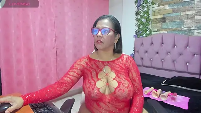 Snapshot of elizabeth_mature23 chatting on December 24, 2024, 1:28 pm elizabeth mature23 online show from December 24, 2024, 1:28 pm