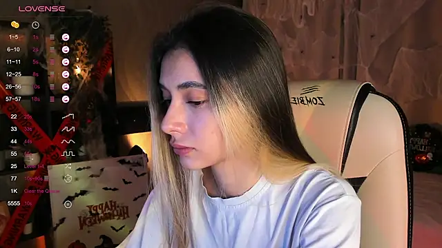 DarlaLike online show from November 2, 2025, 3:42 am