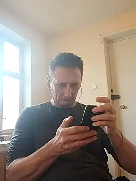 Snapshot of Viause_Kentauelle chatting on March 5, 2025, 1:17 pm Viause Kentauelle online show from March 5, 2025, 1:17 pm