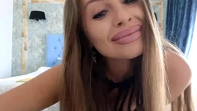 Snapshot of Blanca1 chatting on October 1, 2025, 8:31 am Blanca1 online show from October 1, 2025, 8:31 am