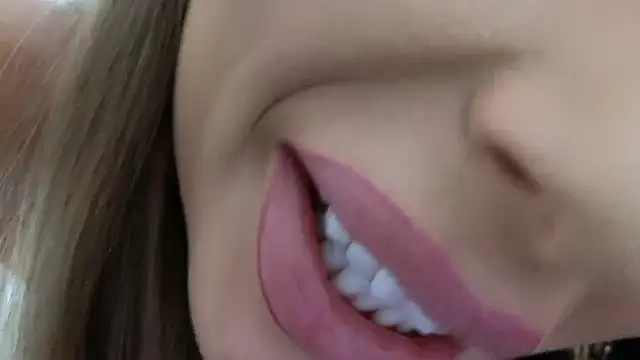 Snapshot of Blanca1 chatting on October 10, 2025, 8:24 am Blanca1 online show from October 10, 2025, 8:24 am