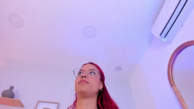 Scarlett Morgan  online show from March 12, 2025, 11:33 pm