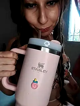 Snapshot of Marye_sony chatting on March 2, 2025, 1:38 pm Marye sony online show from March 2, 2025, 1:38 pm