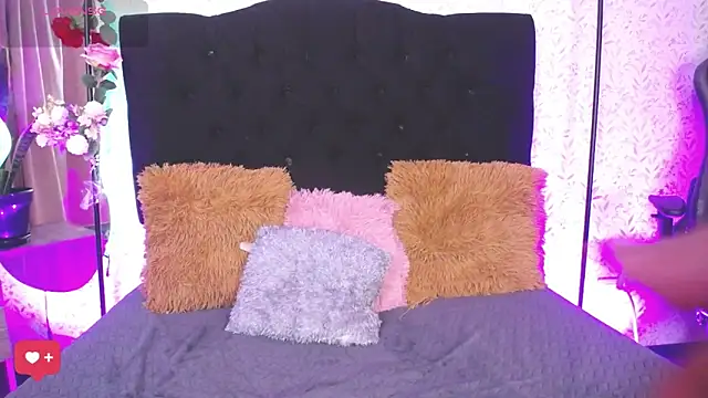 alicee laurent online show from October 6, 2025, 3:48 am