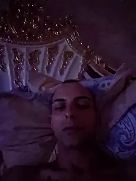 Snapshot of denisxlRo chatting on March 14, 2025, 10:39 am denisxlRo online show from March 14, 2025, 10:39 am