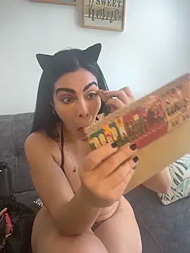 valecruz903 online show from October 31, 2025, 3:57 pm