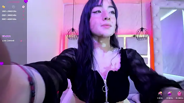 dayana harlow2 online show from September 16, 2025, 8:32 pm