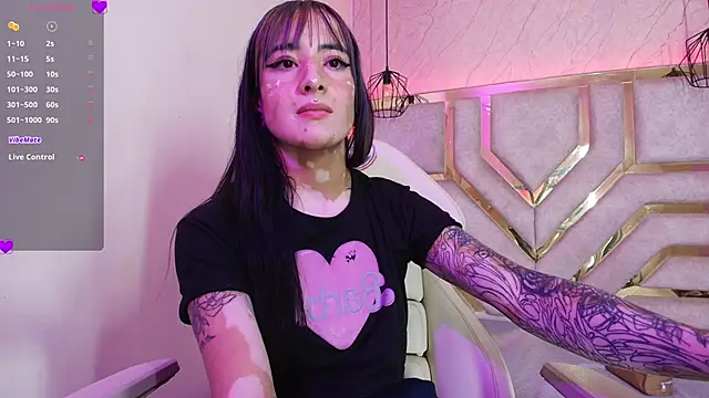 dayana harlow2 online show from November 12, 2025, 1:17 am