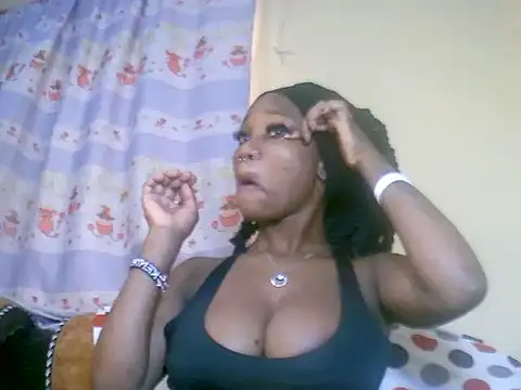 Snapshot of 69Hot_Tiny chatting on September 10, 2025, 6:35 am 69Hot Tiny online show from September 10, 2025, 6:35 am