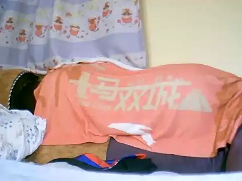 Snapshot of 69Hot_Tiny chatting on September 15, 2025, 6:52 pm 69Hot Tiny online show from September 15, 2025, 6:52 pm