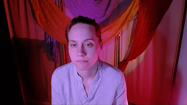 Malinax online show from November 7, 2025, 10:32 pm