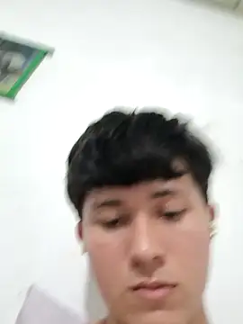 Franciscoloza online show from September 25, 2025, 3:43 am