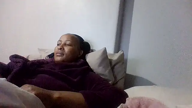 Snapshot of BabeAssXX chatting on November 9, 2025, 3:05 am BabeAssXX online show from November 9, 2025, 3:05 am