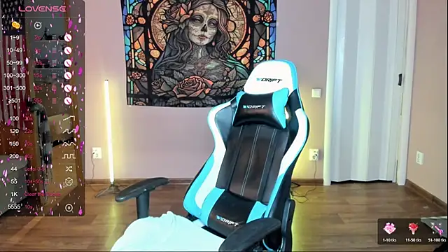 Snapshot of Project_hisoka chatting on December 14, 2025, 2:00 pm Project hisoka online show from December 14, 2025, 2:00 pm