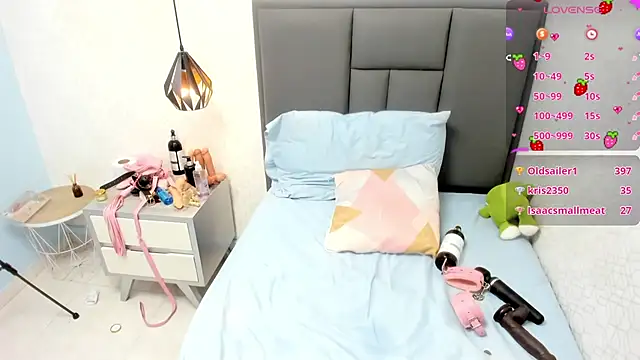 MADISON ROWAN1 online show from February 12, 2025, 6:08 am