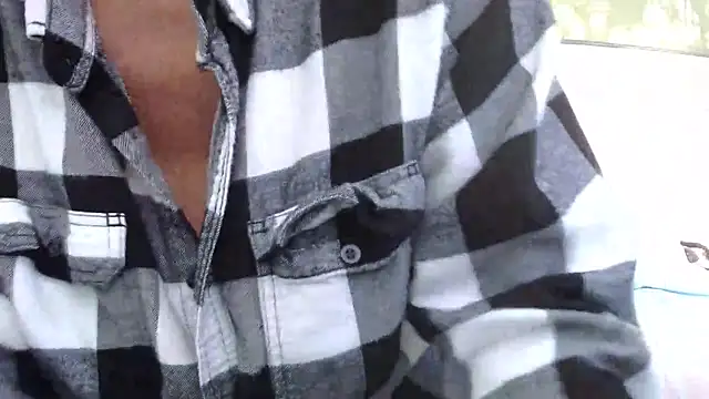 Snapshot of sweetnissapril chatting on December 5, 2024, 3:39 pm sweetnissapril online show from December 5, 2024, 3:39 pm