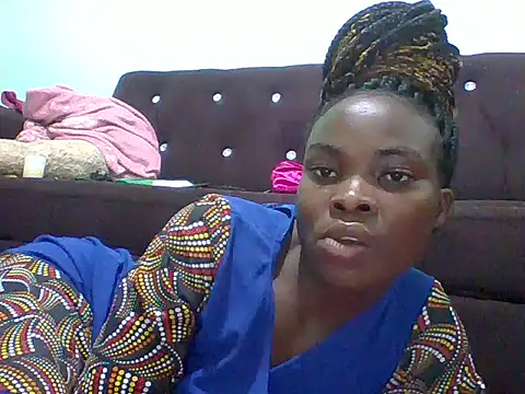 sexxyqueenn22 online show from October 19, 2025, 2:50 pm