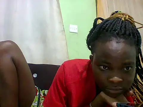 sexxyqueenn22 online show from November 27, 2025, 4:09 pm