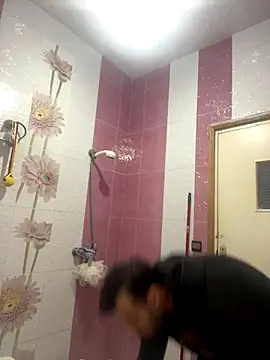 Snapshot of Jobay-zine chatting on November 4, 2025, 3:33 pm Jobay-zine online show from November 4, 2025, 3:33 pm