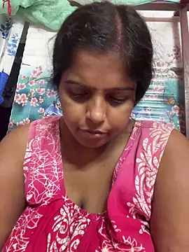 Beauty-queen online show from October 25, 2025, 2:02 pm