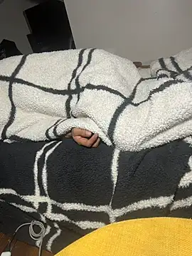 Snapshot of MynameisPaco chatting on December 14, 2025, 7:58 am MynameisPaco online show from December 14, 2025, 7:58 am