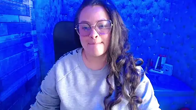 SaraThomso online show from September 18, 2025, 3:30 am