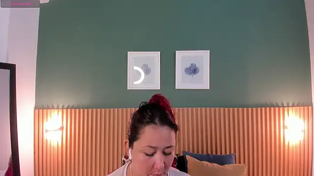 Snapshot of _anavictoria_ chatting on October 22, 2025, 6:07 pm anavictoria online show from October 22, 2025, 6:07 pm