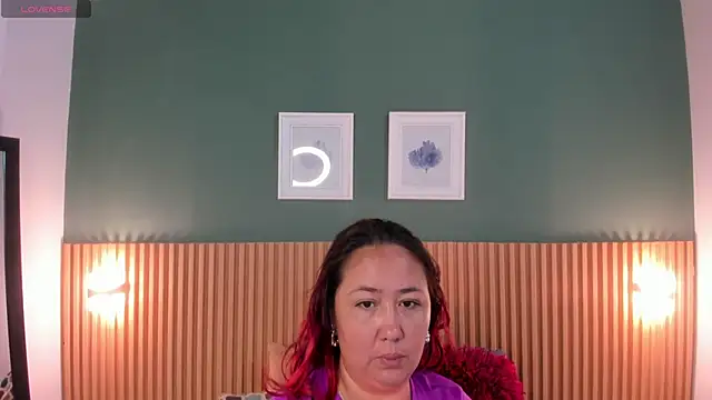 Snapshot of _anavictoria_ chatting on October 31, 2025, 1:12 pm anavictoria online show from October 31, 2025, 1:12 pm