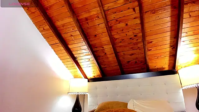 Snapshot of Tom_Bailey chatting on November 20, 2025, 12:49 pm Tom Bailey online show from November 20, 2025, 12:49 pm